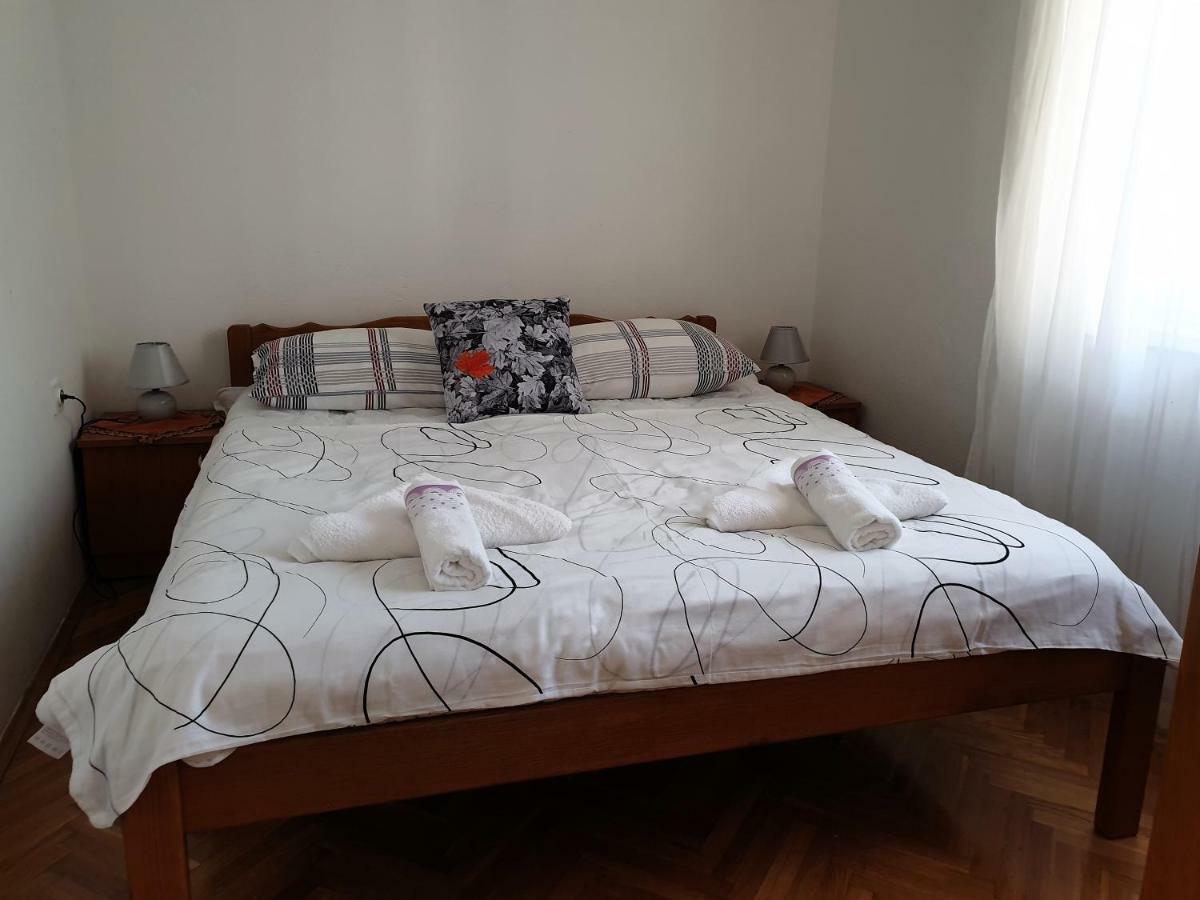Guest House Miro Novalja Extérieur photo