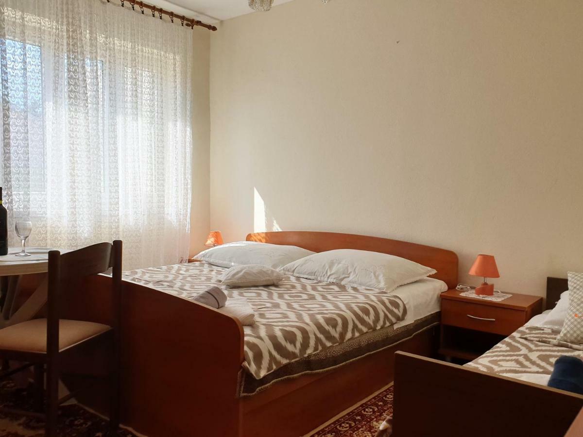 Guest House Miro Novalja Extérieur photo