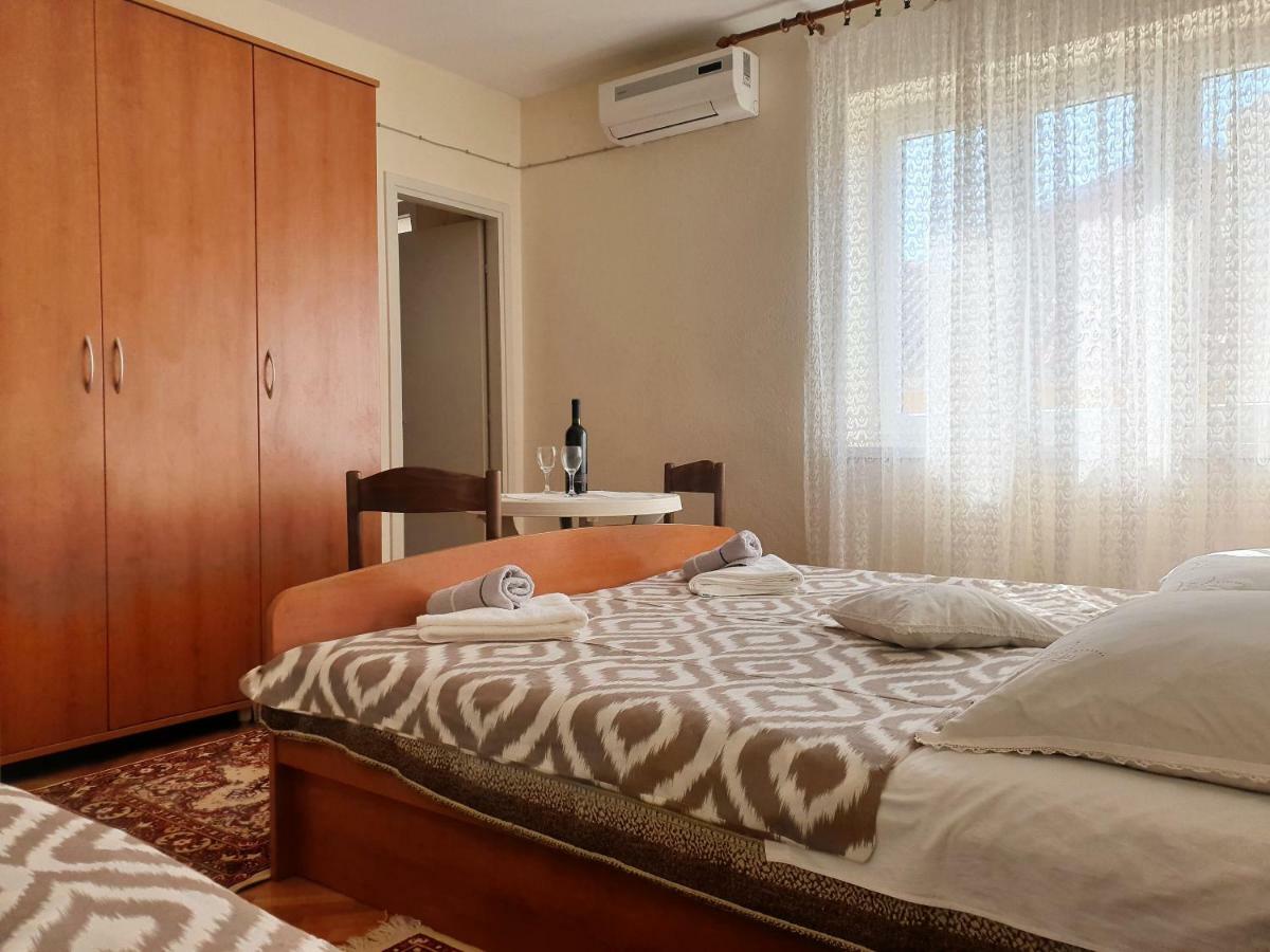 Guest House Miro Novalja Extérieur photo